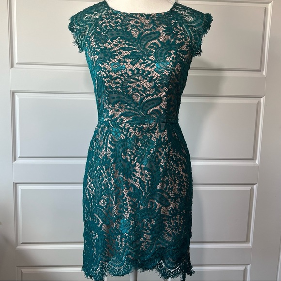 Lace Sheath Dress - Emerald Green, Lined, Cocktail, Party - Size‎ Small - Picture 1 of 6